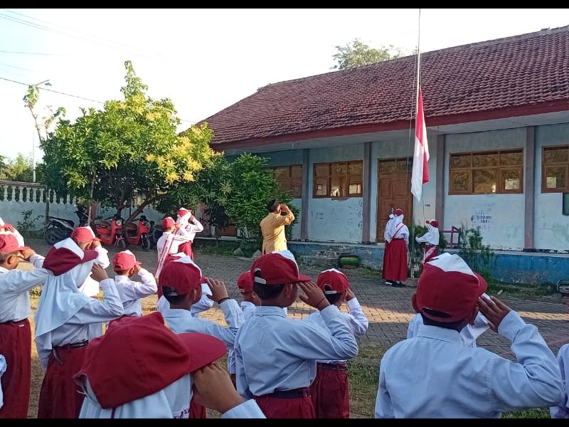 Pelaksanaan Upacara Bendera